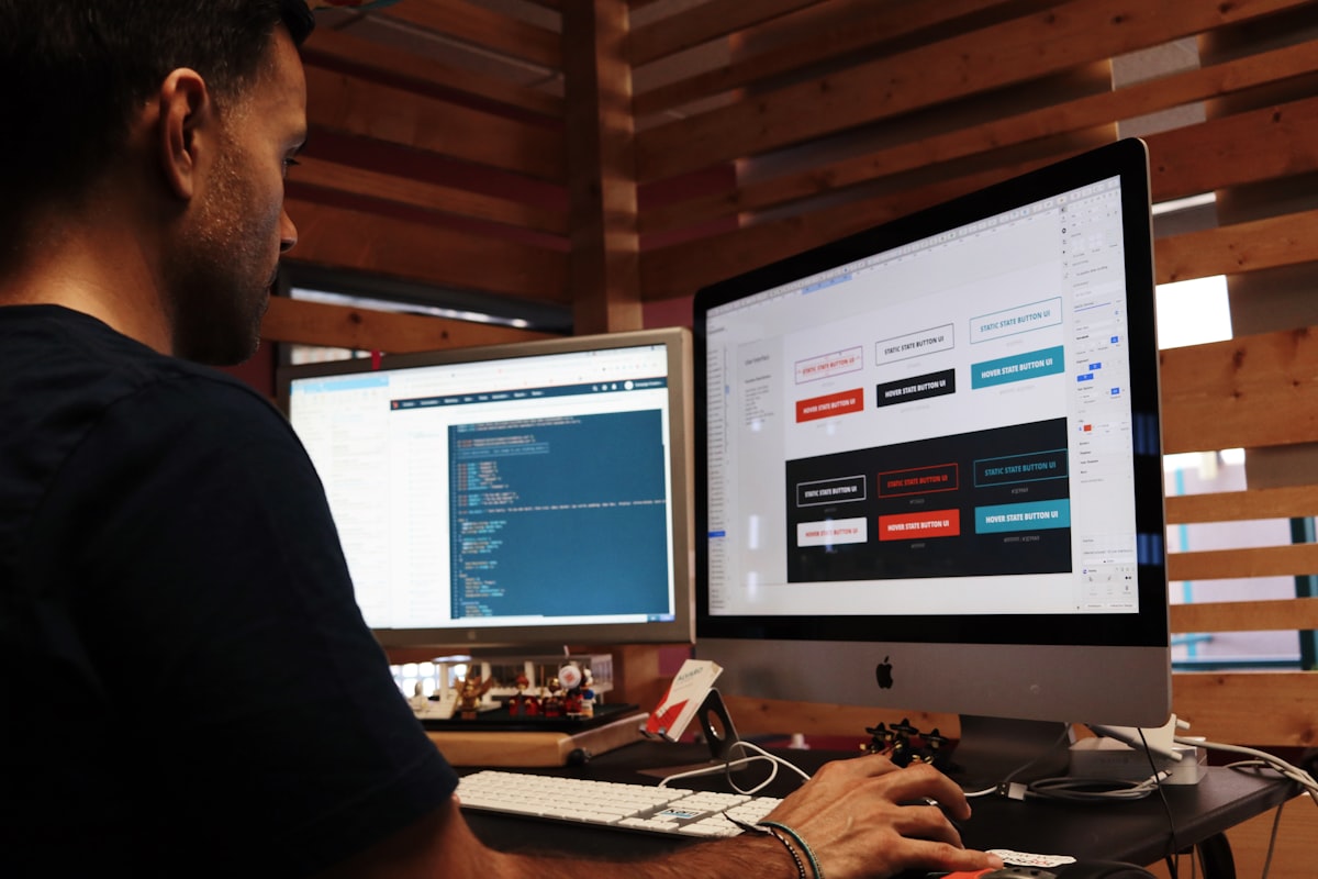 System integration connecting CRM, accounting and e-commerce